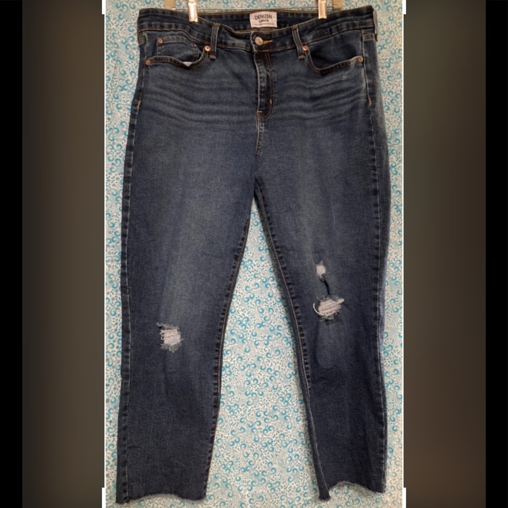 Denizen from Levi’s Mid Rise Boyfriend / Distressed Denim Jeans, Size: 18